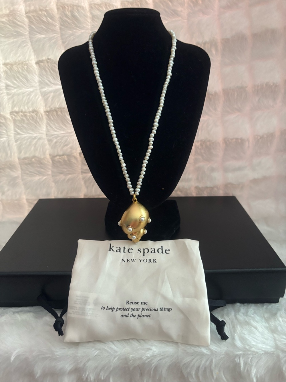 kate spade White Pearl Necklace with Gold Shell Pendant
